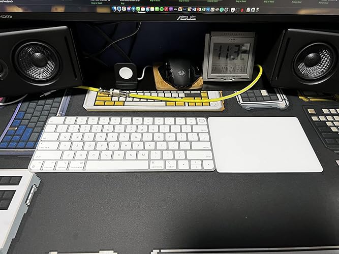 Magic Keyboard with Touch ID for Mac computers with Apple silicon
